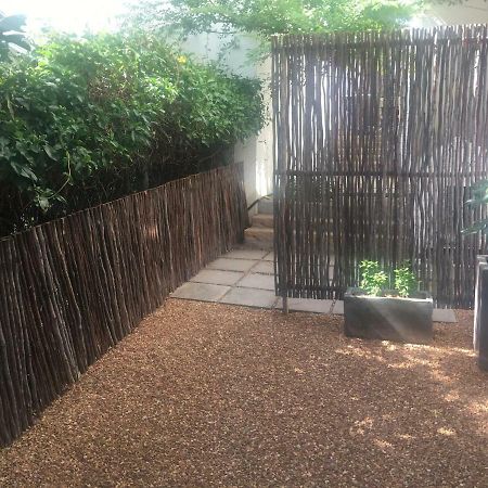 Table Mountain Guest Cottage With Private Garden Cape Town Bagian luar foto